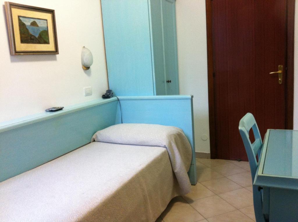 Hotel Eugenio Ischia Rum bild